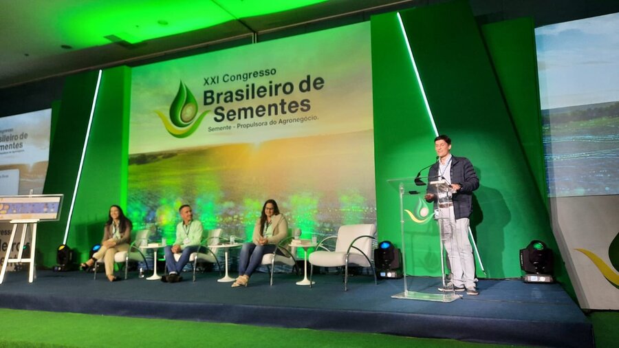 Programa Arboretum lança seu primeiro livro sobre manejo de sementes da Hileia Baiana no maior congresso do setor sementeiro - XXI Congresso Brasileiro de Sementes